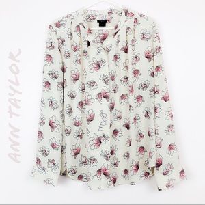 Ann Taylor XL Floral Patterned Button Down Blouse